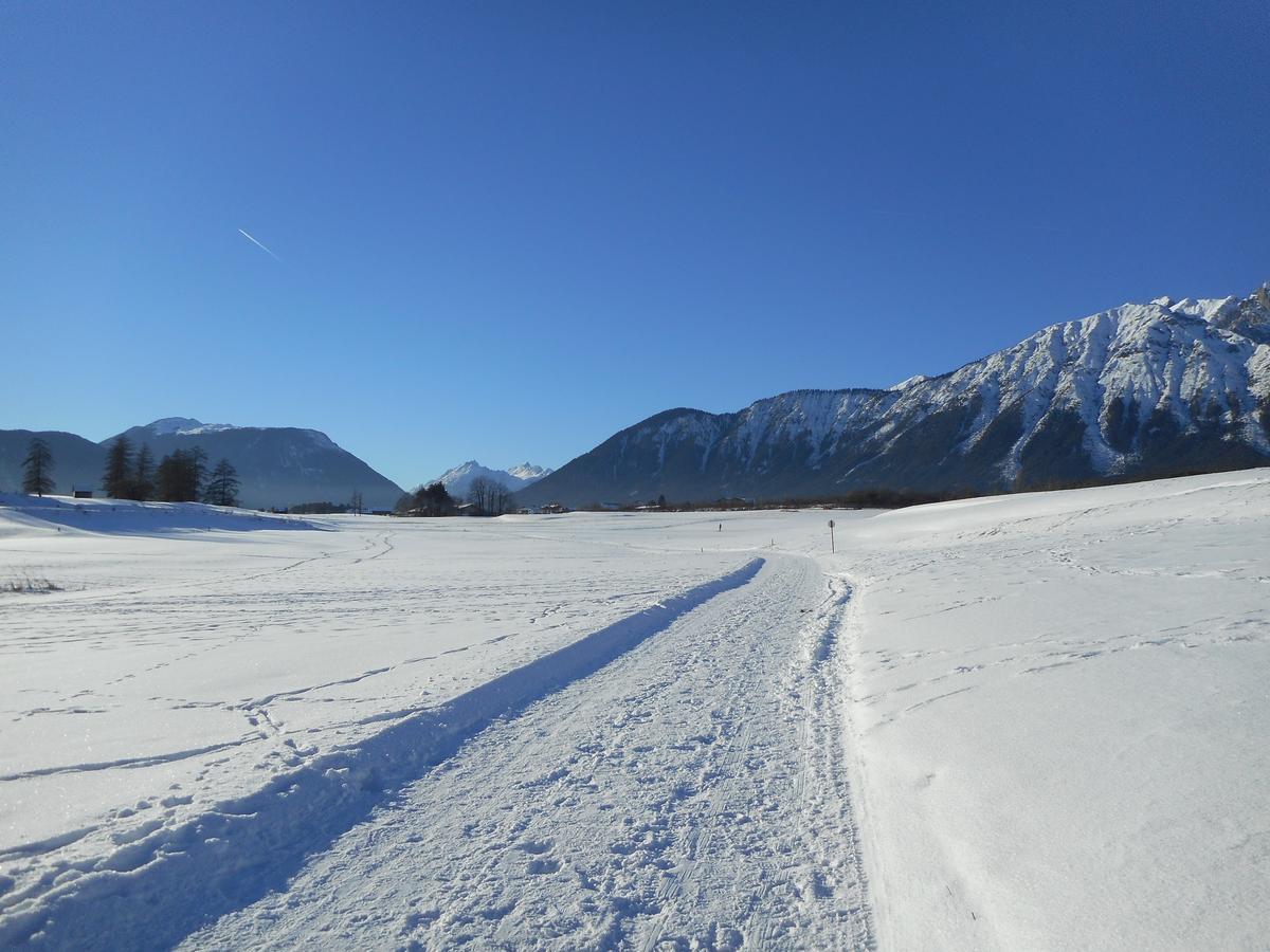 Pension Sonnenhof Hotel Mieming Bagian luar foto