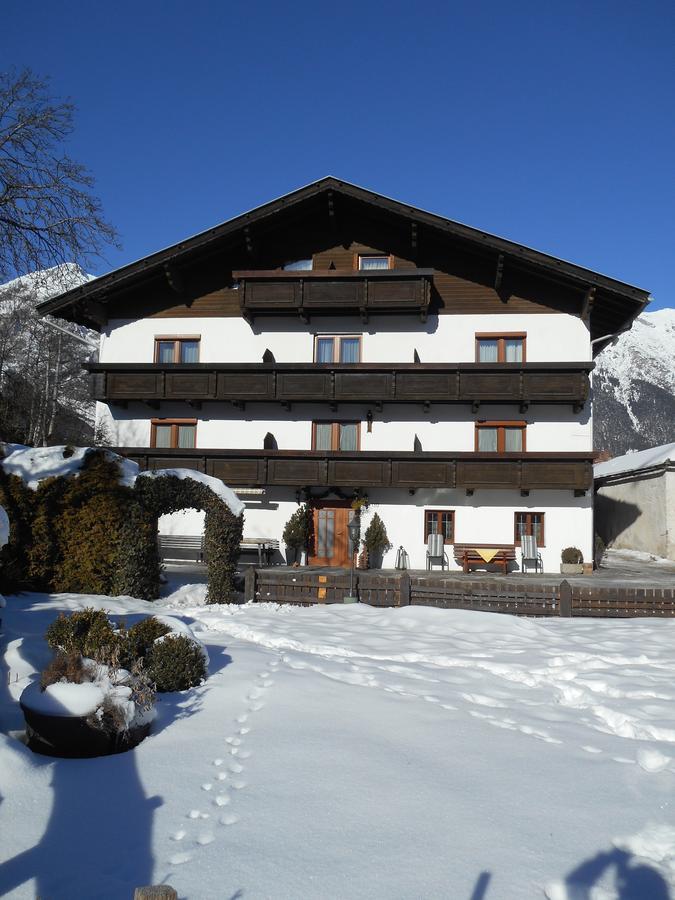 Pension Sonnenhof Hotel Mieming Bagian luar foto